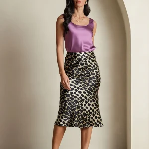 Lång Rak Kjol I 19 Momme Ren Siden Med Leopardmönster Och Stretch
